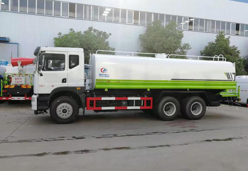 國(guó)六東風(fēng)華神灑水車