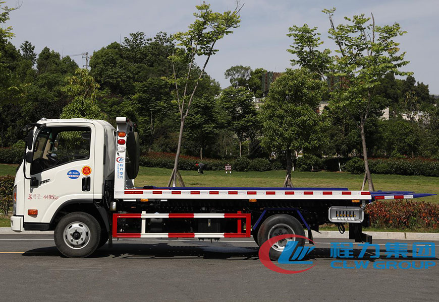 大運(yùn)新奧普力一拖二清障車(chē)