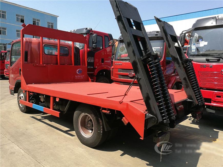 凱馬藍(lán)牌平板運輸車